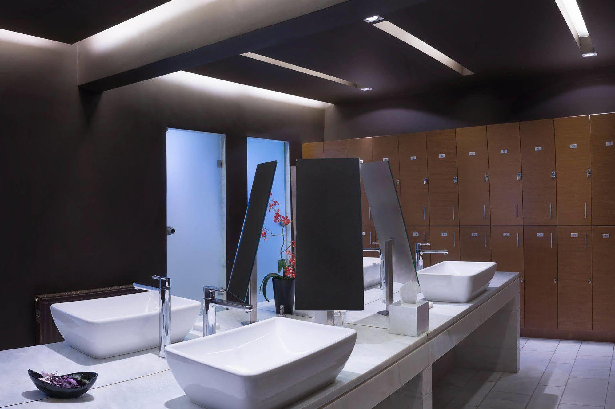 Esperos Palace Luxury & Spa Hotel كاستوريا المظهر الخارجي الصورة